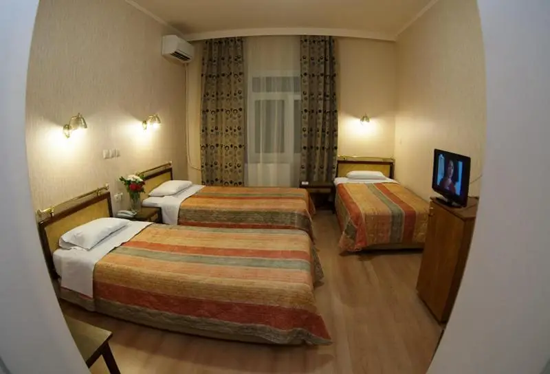 Triple Room